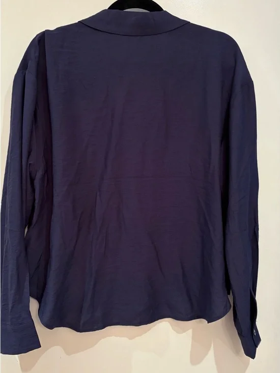 Deep Navy Button-Front Long Sleeve Blouse - Picture 2 of 3